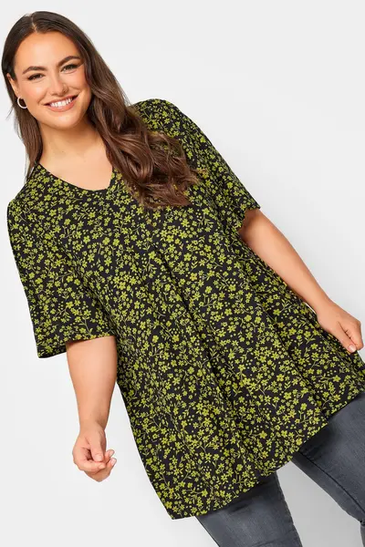 Image of Yours Pleat Front Swing Top Green