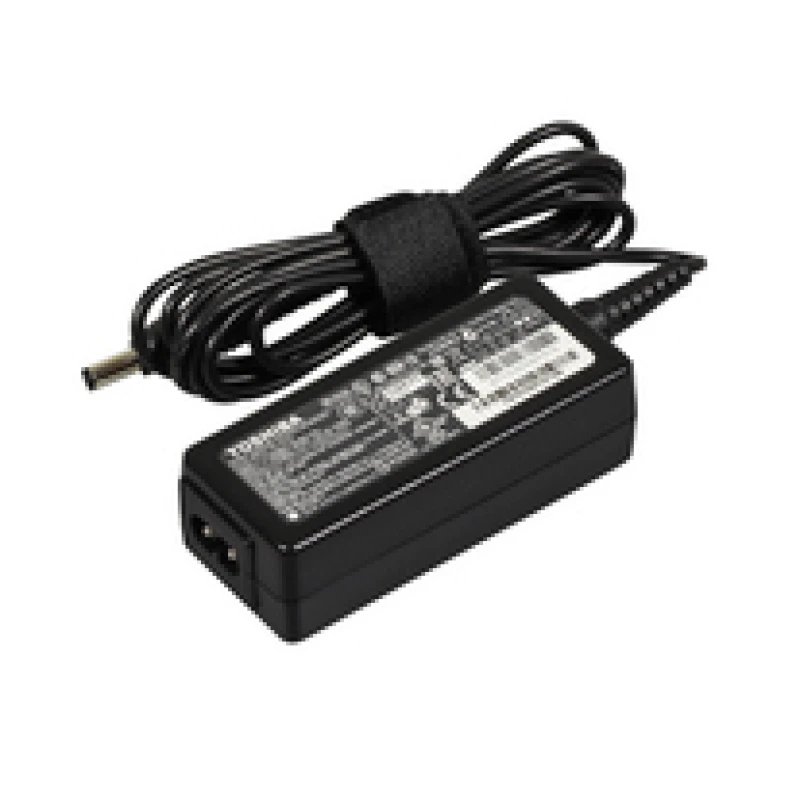 Image of Toshiba P000568500 power adapter/inverter Indoor 45 W