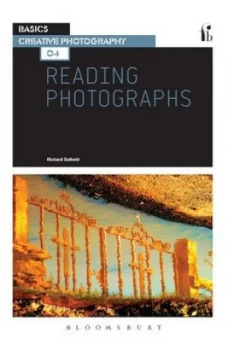 Image of Reading Photographs by Richard Salkeld Book