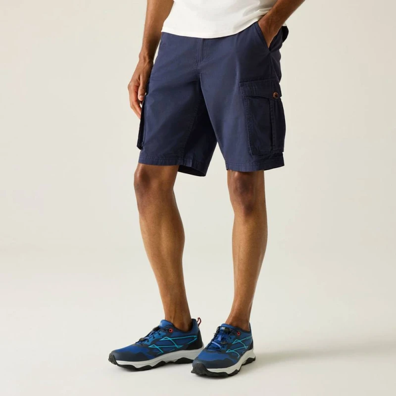 Image of Regatta Mens Shorebay II Cargo Shorts in Mid Navy Size: 32 Mid Navy Male 32