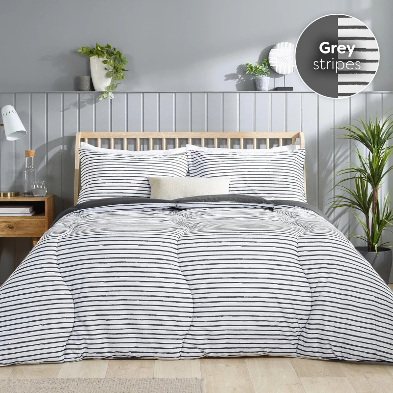 Image of Slumberdown Slumberdown Coverless Comfort Printed Stripe Grey 10.5 Tog Duvet Size: King Multi King Unisex 5060543869323