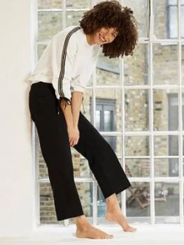Image of Mint Velvet Monroe Crop Wide, Black, Size 8, Women