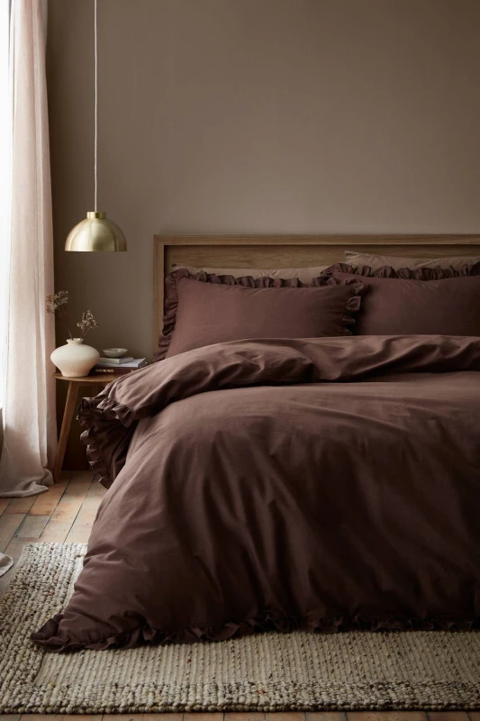 Image of Appletree 'Cassia Frill' 100% Cotton Relaxed Look Duvet Cover Set in Chocolate Size: Single Chocolate Unisex Single