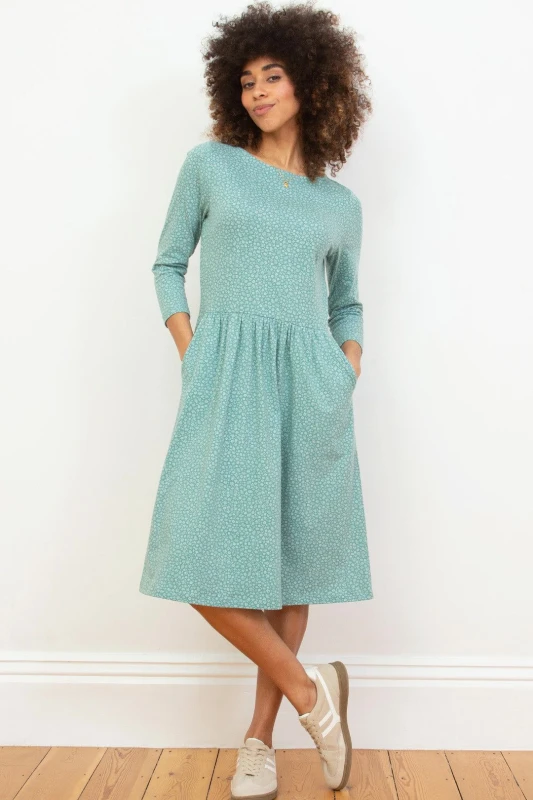 Image of Kite Womens Beechwood 3/4 Sleeve Jersey Dress in Green Size: 14 Green Female 14