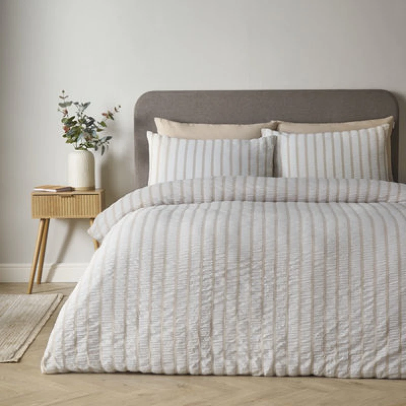 Image of Catherine Lansfield So Soft Seersucker Stripe Single Duvet Cover Set With Pillowcase Natural