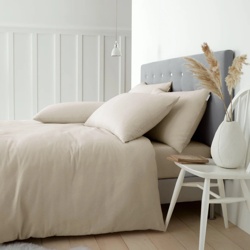 Image of Catherine Lansfield Catherine Lansfield 'Brushed Cotton' Duvet Cover Set in Cream Size: Double Cream Double Unisex 5057681115368