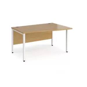 Image of Office Desk Right Hand Wave Desk 1400mm Oak Top With White Frame Maestro 25 MB14WRWHO