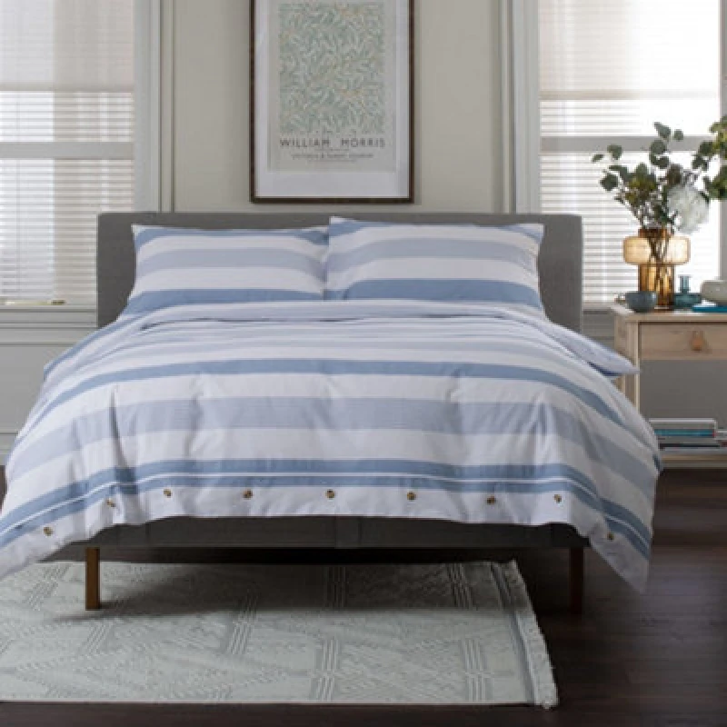 Image of The Lyndon Company Next Level 100% Duvet Cover Set with Cuff Detailing in Blue Size: Double Blue Unisex Double