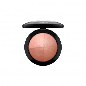 Image of MAC Mineralize Skinfinish Perfectly Lit