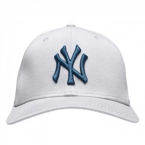 image of New Era 950 Stretch Cap - NYC Grey