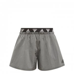 Image of adidas Wov Dance ShrtJG13 - Black/Grey