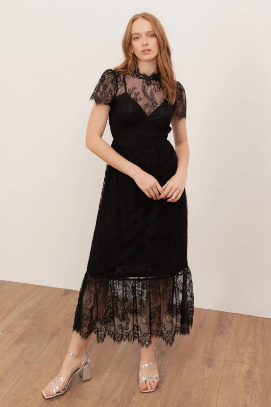 Image of Lovedrobe Womens Lace Midaxi Dess in Black Size: 14 Black Female 14