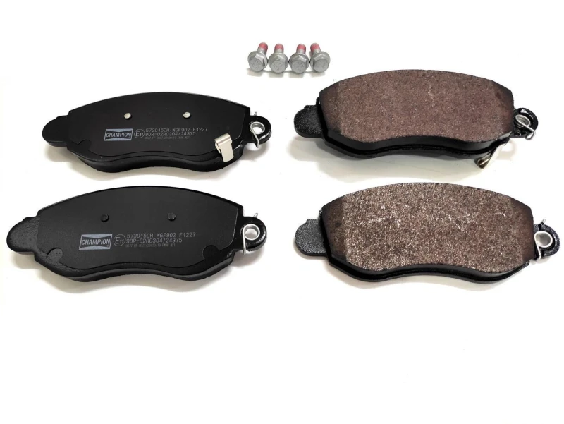 Image of Brake pad set CHAMPION 573015CH