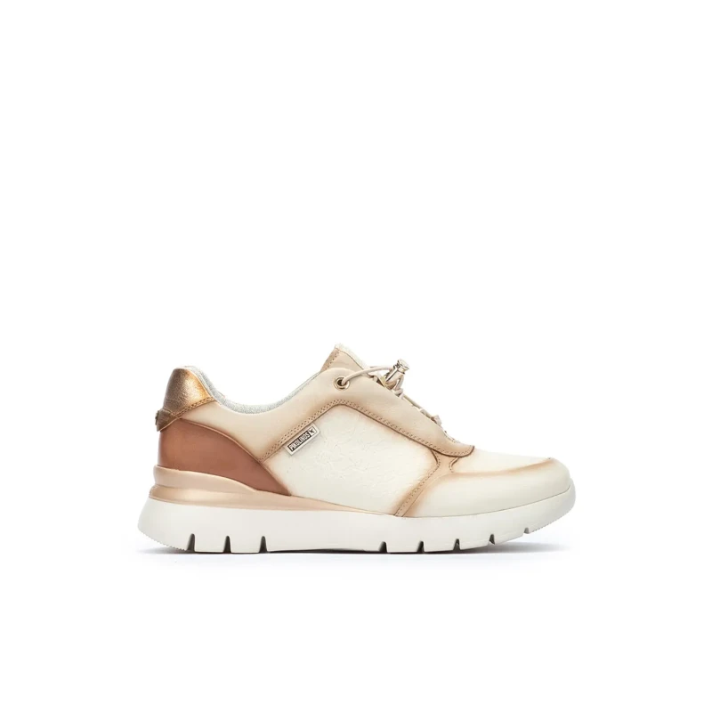 Image of Pikolinos Asturias Leather Slip Ons White Women 38 (5);39 (5.5 to 6);40 (6.5)