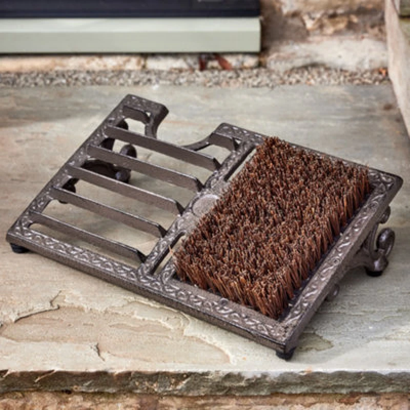 Image of Dibor Cast Iron Free Standing Outdoor Garden Boot Brush & Scraper in Brown Size: Medium Brown Unisex Medium