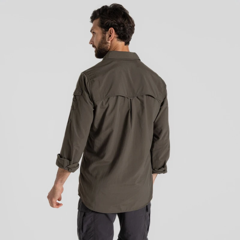 Image of Craghoppers Craghoppers Men 'Nosilife Adventure' Long Sleeve Insect RepellenT-Shirt in Dark Green Size: Medium Dark Green M Male 5063260001267