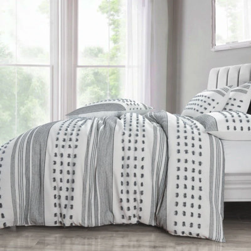Image of Intimates Tufted Design Duvet Cover & Pillowcase Set, Chic Bedroom Decor in White Size: Super King White Unisex Super King
