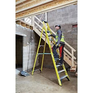 image of Youngman S400 10 Tread Fibreglass Platform Stepladder