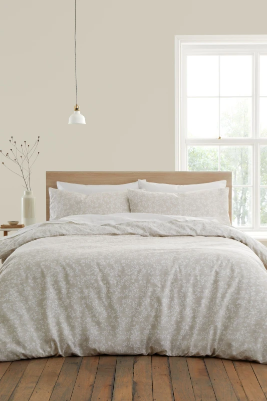 Image of Bianca 'Shadow Leaves' 200TC Cotton Duvet Cover Set in Natural Size: Super King Natural Unisex Super King