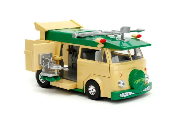 Image of Teenage mutant ninja turtles Party Wagon 1:24
