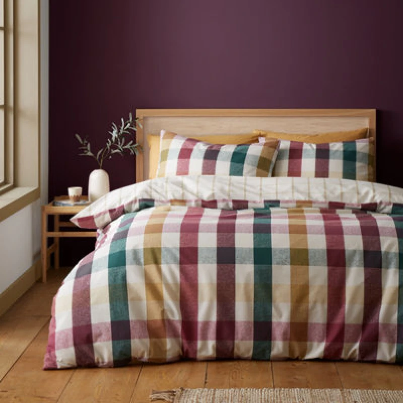 Image of Catherine Lansfield Catherine Lansfield Autumn Check Bedding Set - King size