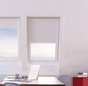 Image of Wickes Roof Window Blind - White 1161 x 1151mm