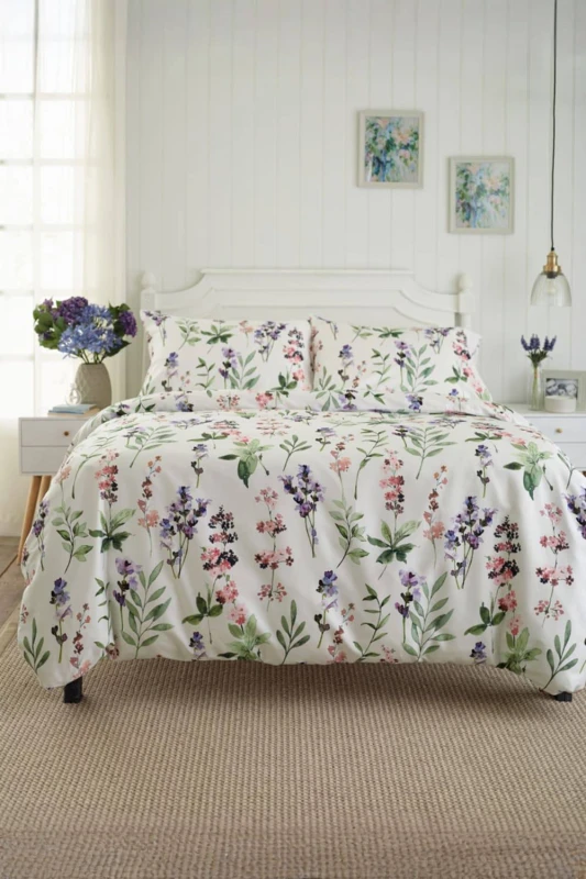 Image of Deyongs Cottage Garden Cotton Duvet Set with Digital Print Size: King Multicolor Unisex King