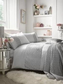 Image of Velvet Wave Duvet Set - Sk