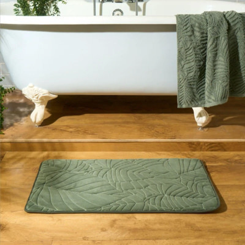 Image of OHS OHS Leaf Bath Mat Bathroom Shower Non-Slip Toilet Memory Foam Thick Absorbent Rug in Green Green One Size Unisex 5027434186549