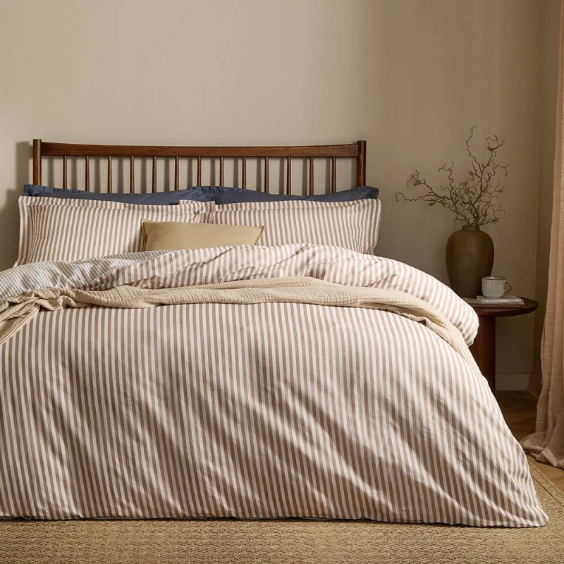 Image of Yard Hebden Striped 100% Cotton Duvet Cover Set in Tan Size: Double Tan Unisex Double
