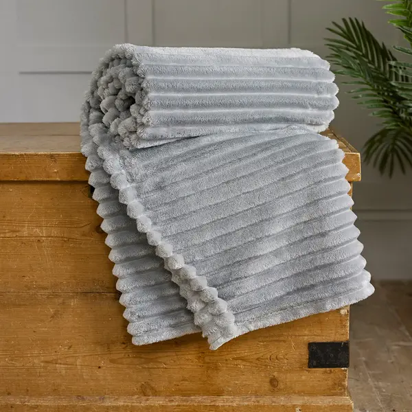 Image of Deyongs Radley Fleece Throw, Silver