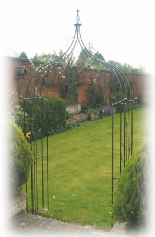 Image of Poppy Forge Flower Ogee Arch (Including Ground Spikes) Bare Metal/ready To Rust - Steel - L43.2 X W137.1 X H284.5 Cm