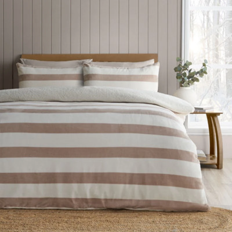 Image of Catherine Lansfield Cosy Sherpa Stripe Double Duvet Cover Set With Pillowcases Natural