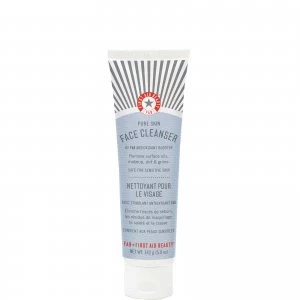 image of First Aid Beauty Face Cleanser (142g)