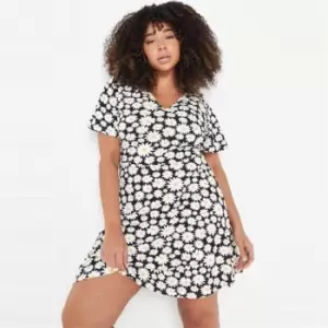 image of Missguided Plus Daisy Dress - Black