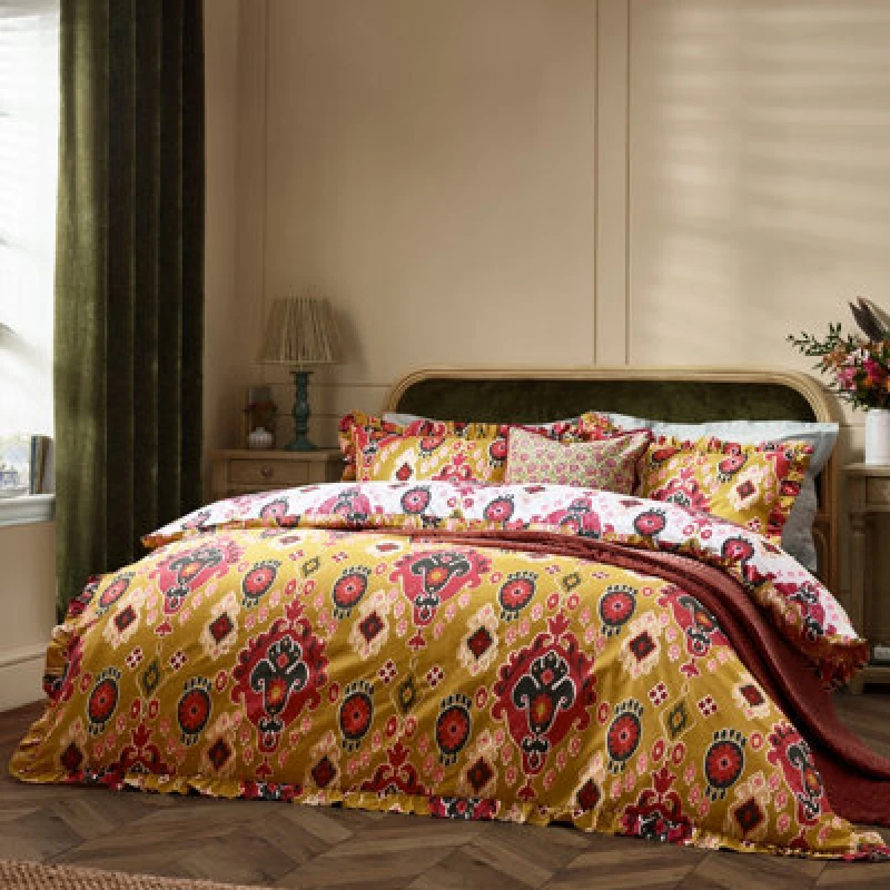 Image of Paoletti Dawson Ikat Reversible Duvet Set, Super King, Yellow
