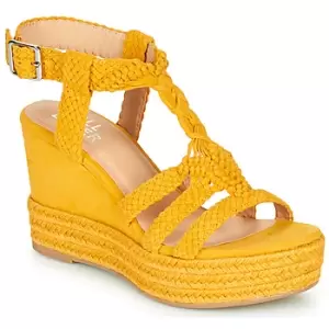 image of Bullboxer 175018F2T womens Sandals in Yellow,5,6,7