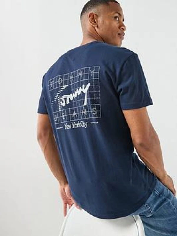 Image of Tommy Jeans Flag Logo Short Sleeve T-Shirt Navy Blue Cotton XL