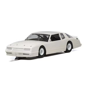 Image of Chevrolet Monte Carlo 1986 White 1:32 Scalextric Super Resistant Car