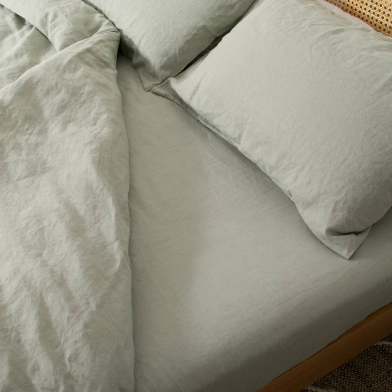 Image of Native Natural Stone Double 100% Linen Fitted Sheet (140x190cm) in Light Green Size: Double Fitted Light Green Unisex Double Fitted
