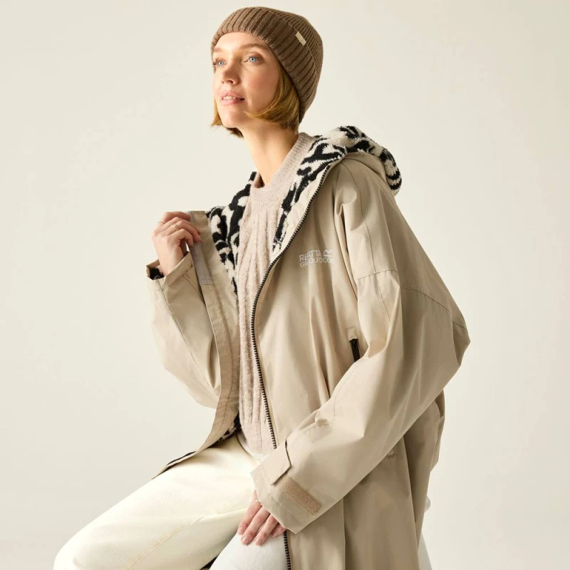 Image of Regatta Adult Waterproof Changing Robe in Light Beige Size: Large/XL Light Beige Unisex L/XL