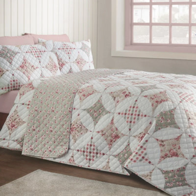 Image of Catherine Lansfield Pinsonic Patchwork Quilted 220X230Cm Bedspread Green