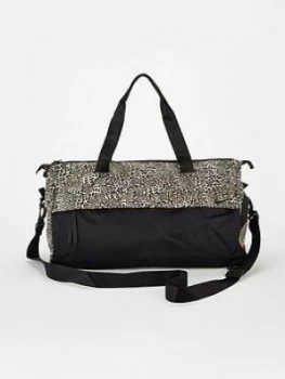 image of Nike Radiate Club Leopard Holdall