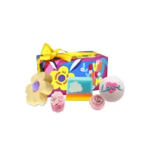Image of Bomb Cosmetics Love You Mum Gift Set