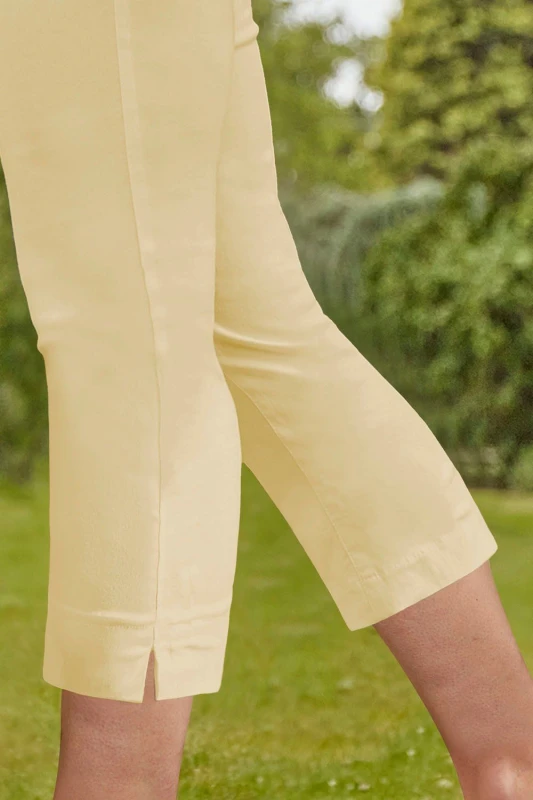 Image of Roman Womens Cropped Stretch Trouser Capri Summer Leggings 3/4 Pedal Pushers in Yellow Size: 18 Yellow Female 18