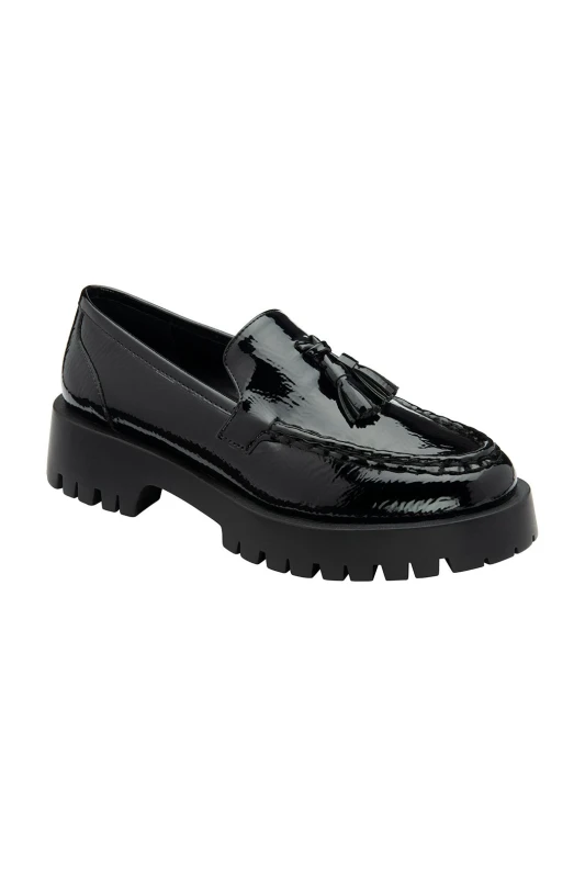 Image of Ravel Womens Black Patent 'Ord' Almond-Toe Loafers Size: 7 Black Female 7