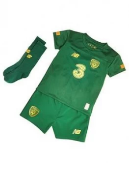 Image of Boys, New Balance Ireland Infant Home Kit Set - Green, Size 2-3 Years