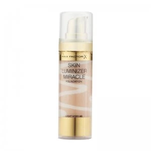 image of Max Factor Skin Luminizer Foundation 30ml