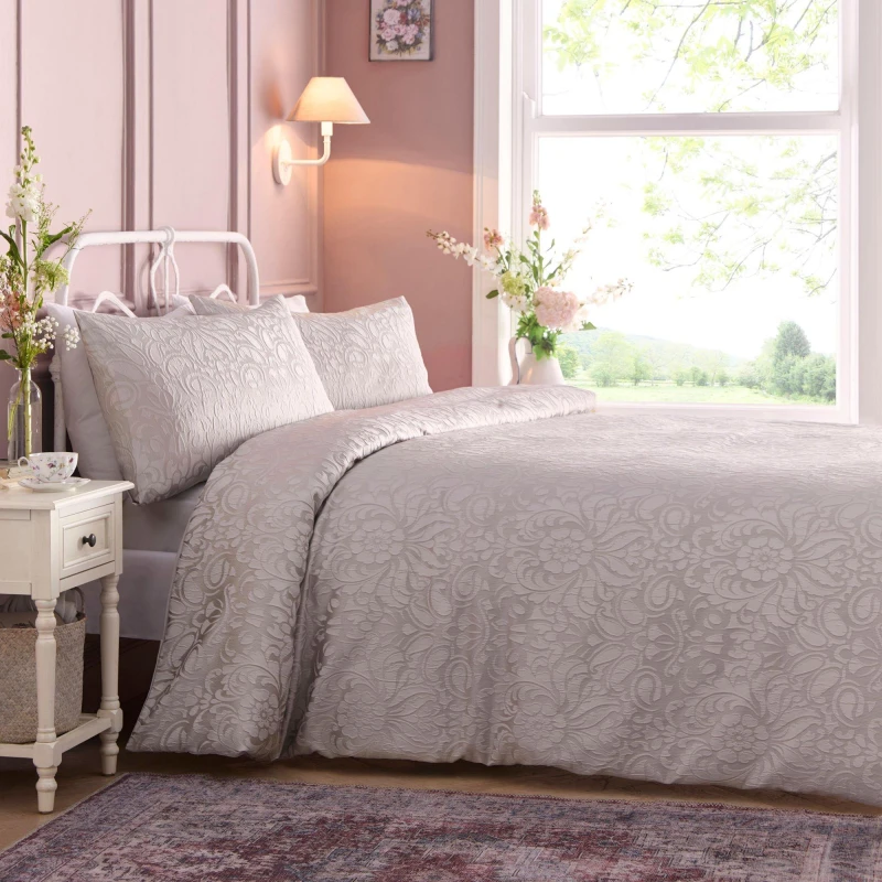 Image of Worcester Duvet Cover & Pillowcase Set