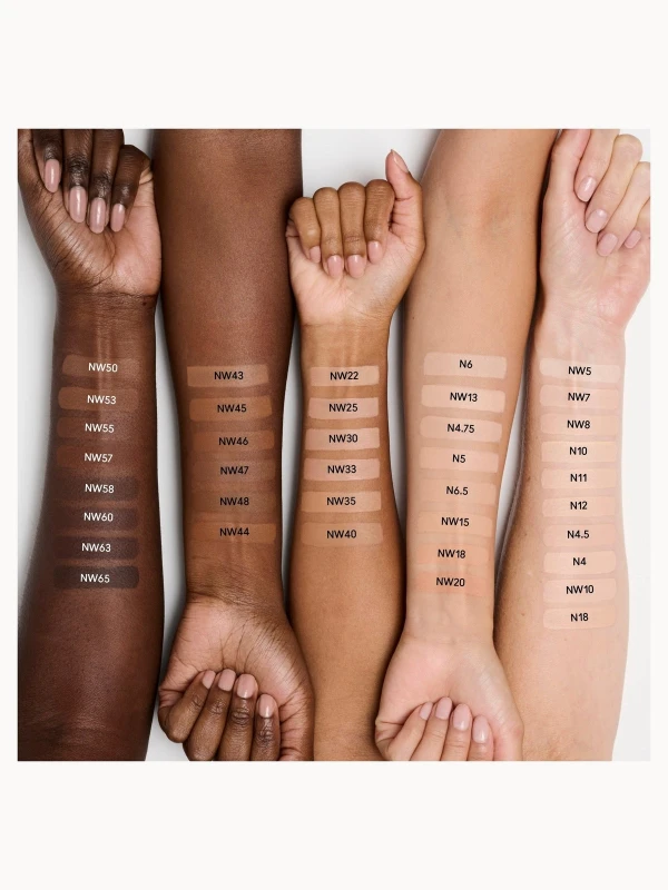 Image of MAC Studio Fix Fluid Foundation Broad Spectrum SPF15 30ml (Various Shades) - NW63